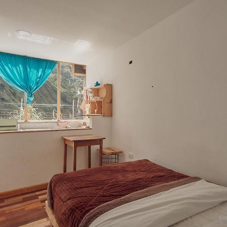 Backpackers-Balcones-River-Lodge バーニョス エクステリア 写真