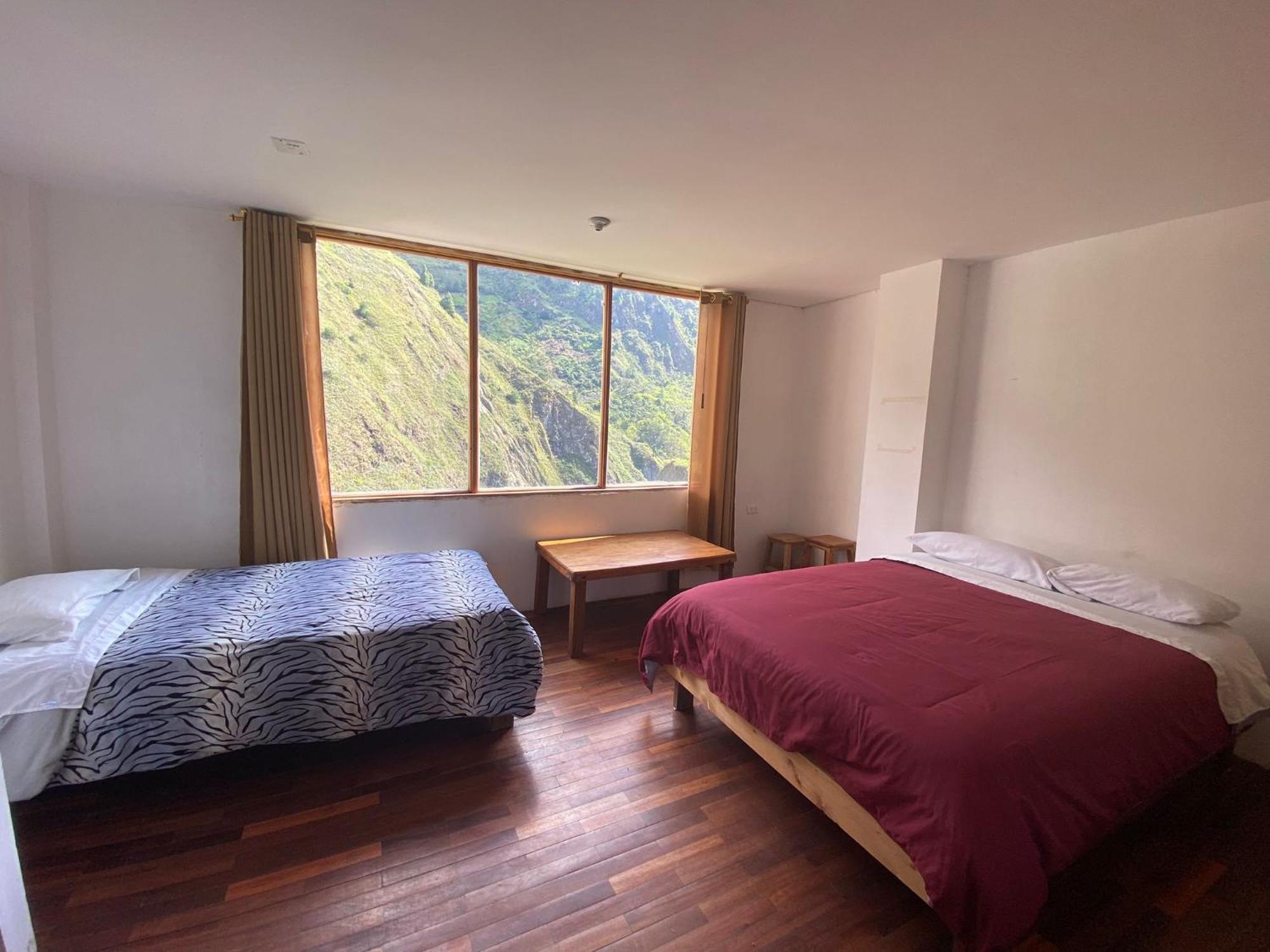 Backpackers-Balcones-River-Lodge バーニョス エクステリア 写真