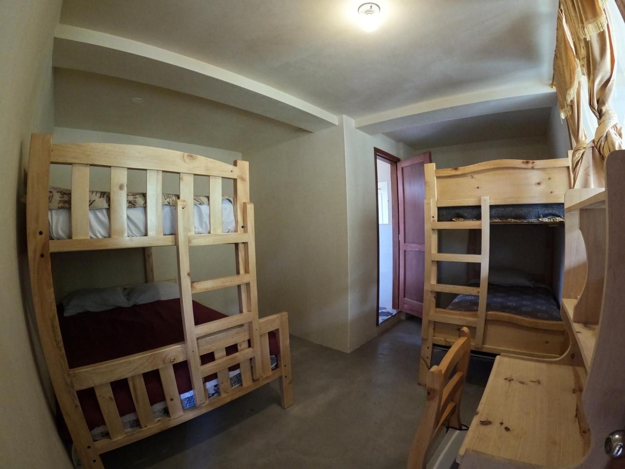 Backpackers-Balcones-River-Lodge バーニョス エクステリア 写真